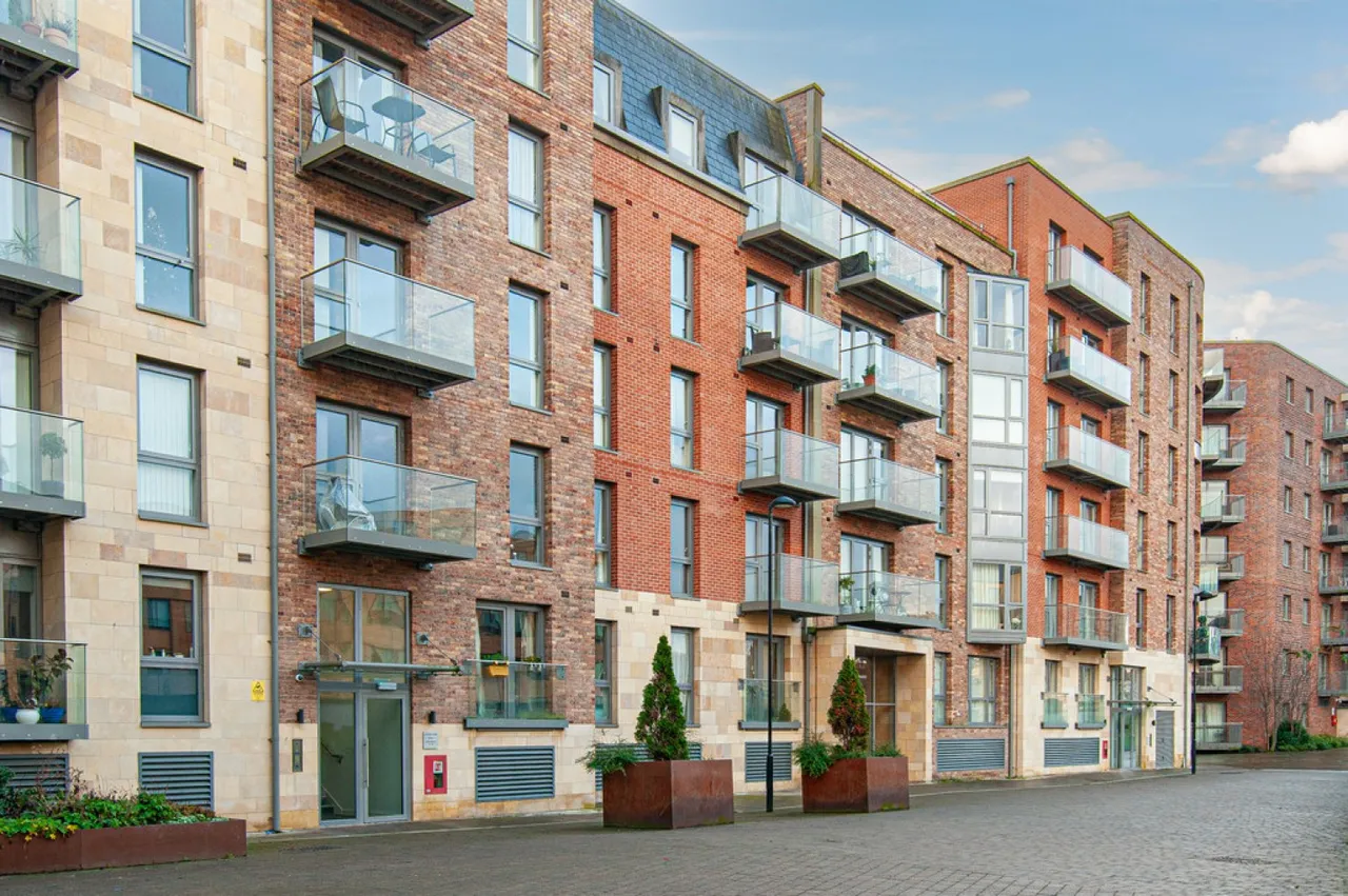 1 bed flat for sale — Leetham House, Pound Lane, York