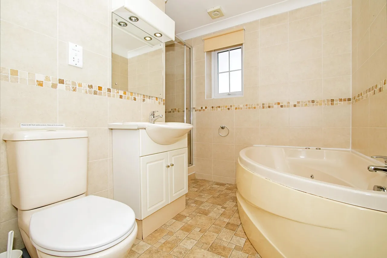 Golf Lodges, Atlantic Reach, TR8, photo 13