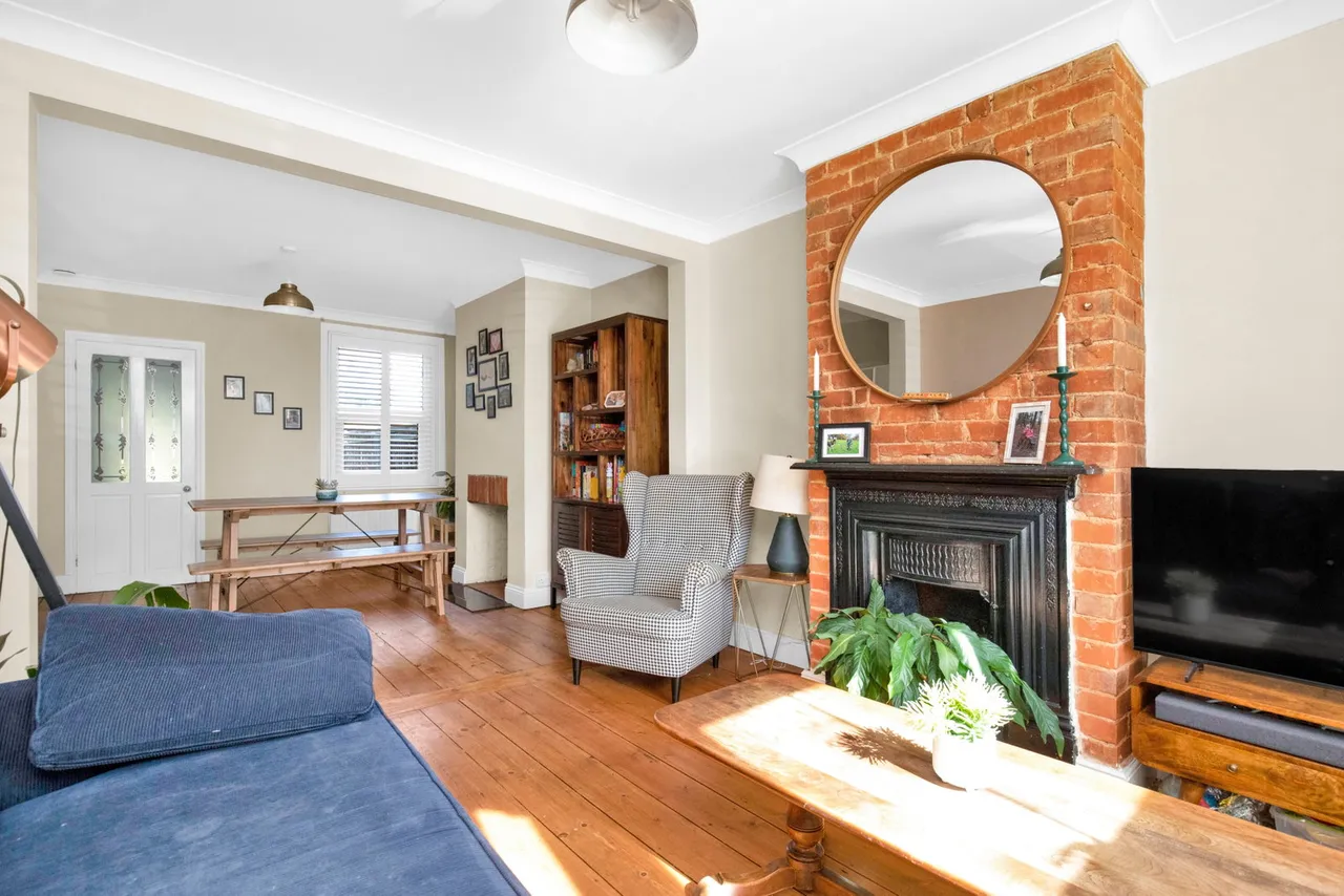 Youngs Road, Alton, GU34 2DT, photo 5