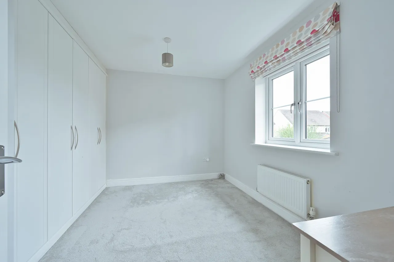 Bushey, WD23, photo 16