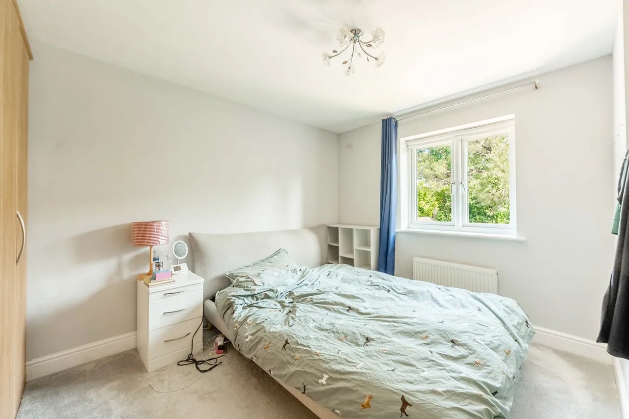 Bushey, WD23, photo 28