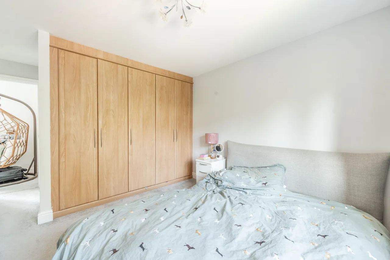 Bushey, WD23, photo 33