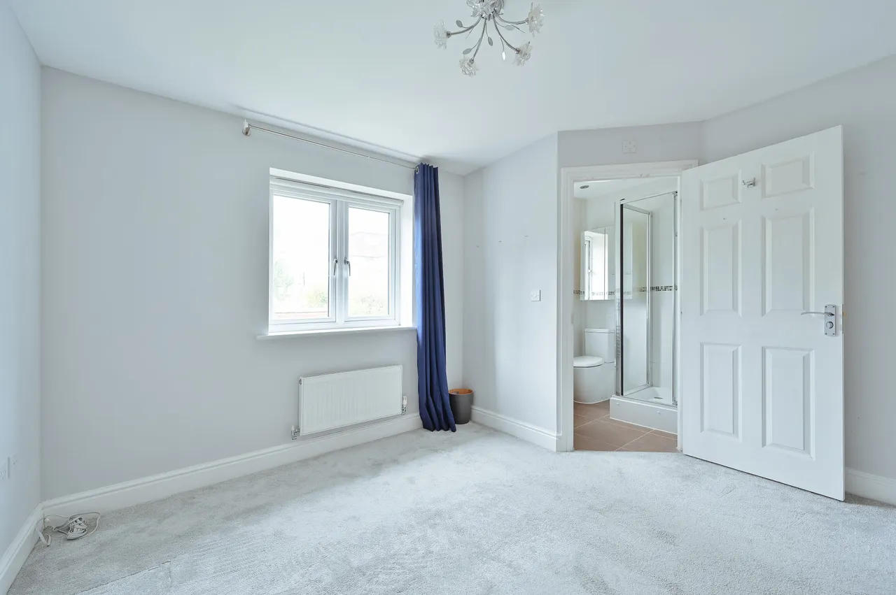 Bushey, WD23, photo 14