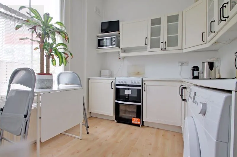 Fentiman Road, London SW8 1LF, photo 6