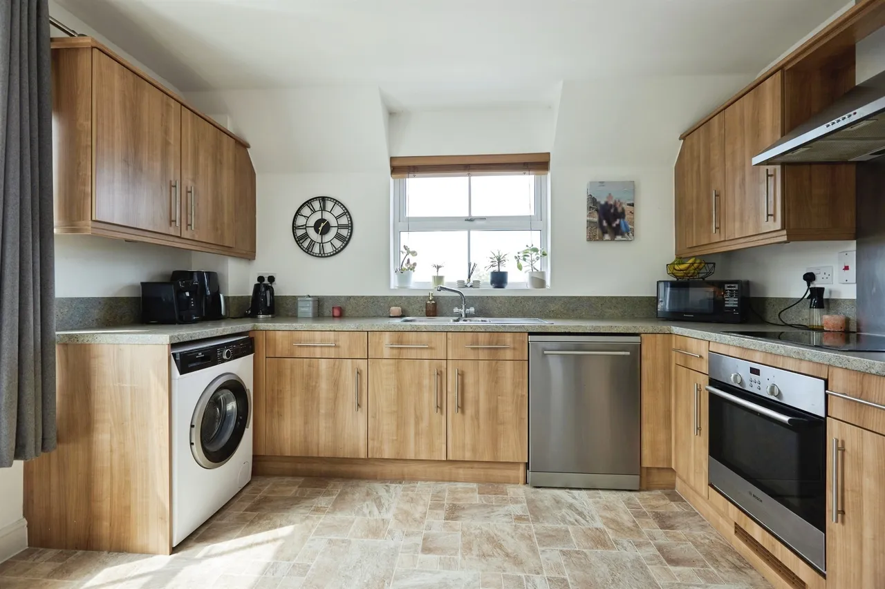 Pilgrims Way, Laverstock, Salisbury, photo 6