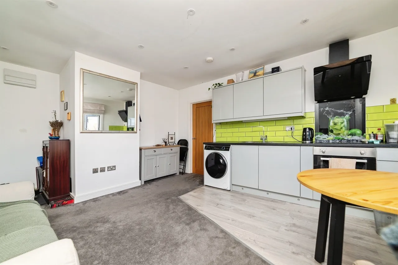 Stotfold Road, Arlesey, SG15, photo 2