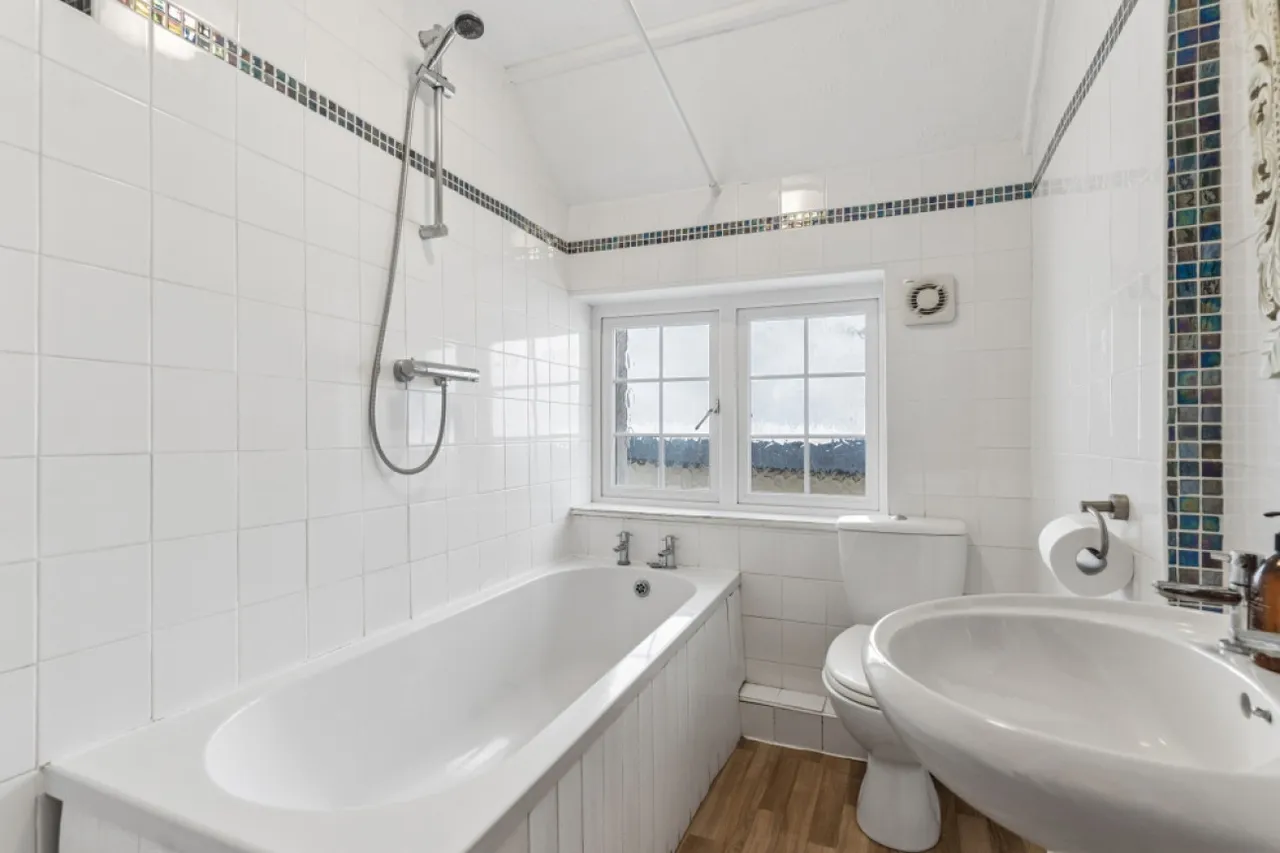 Eltisley, St Neots, PE19, photo 6