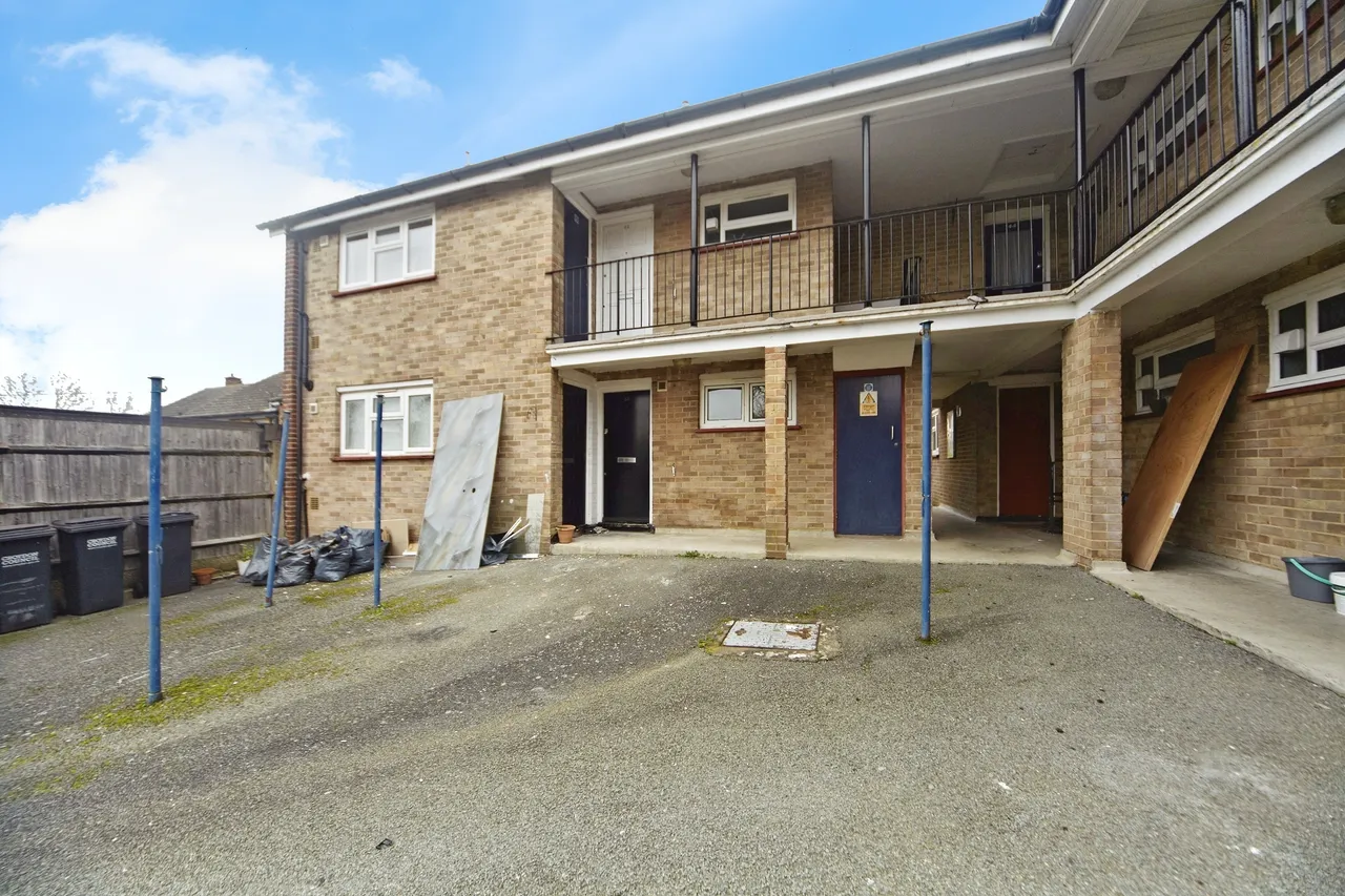 The Lawns, London, SE19, photo 17