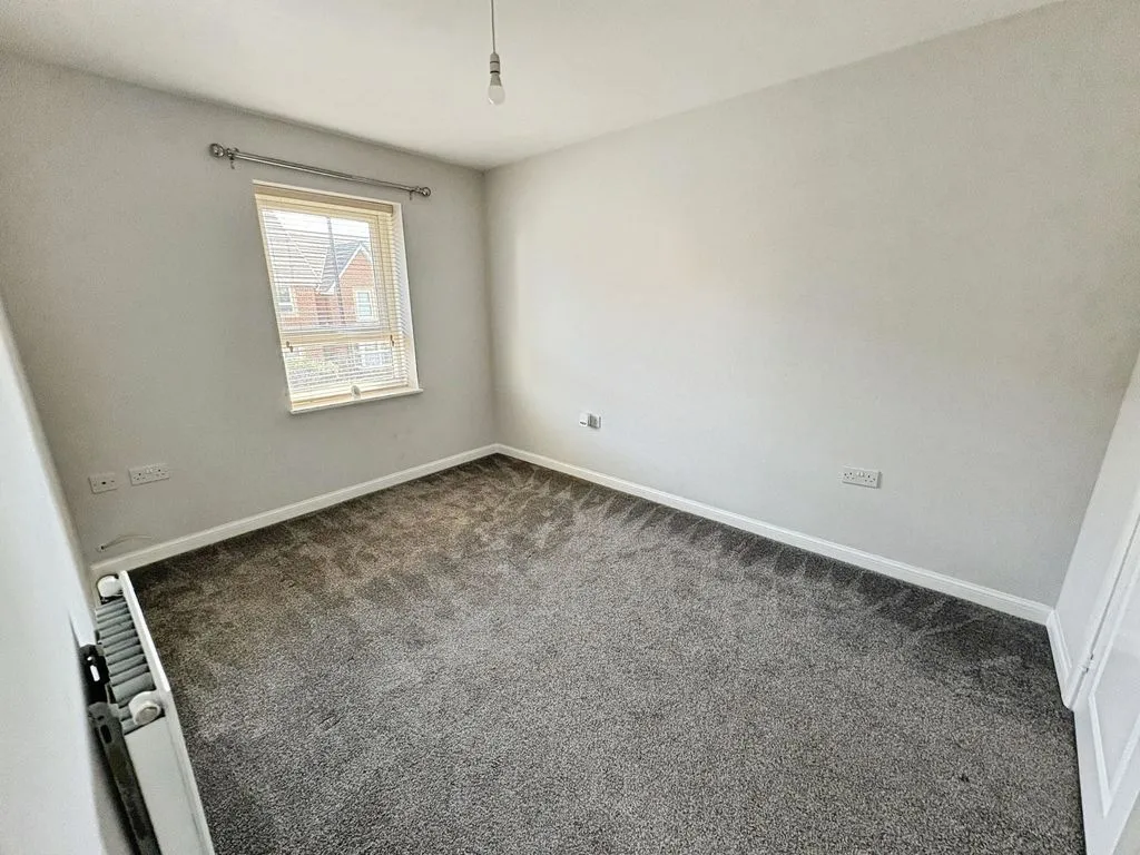 Newcastle Upon Tyne NE12 6EE, NE12, photo 7