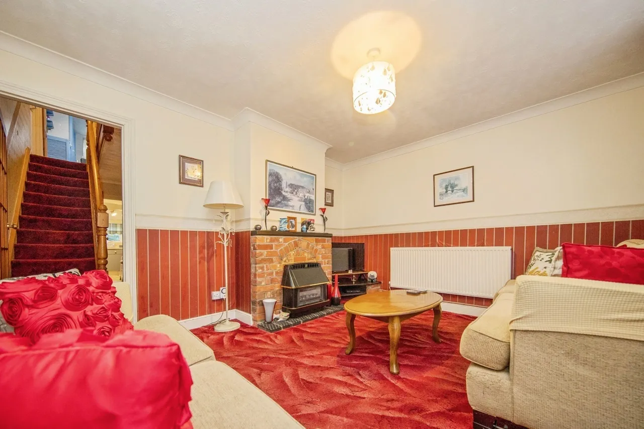 Church Road, Great Cornard, Sudbury, Suffolk, CO10, photo 5