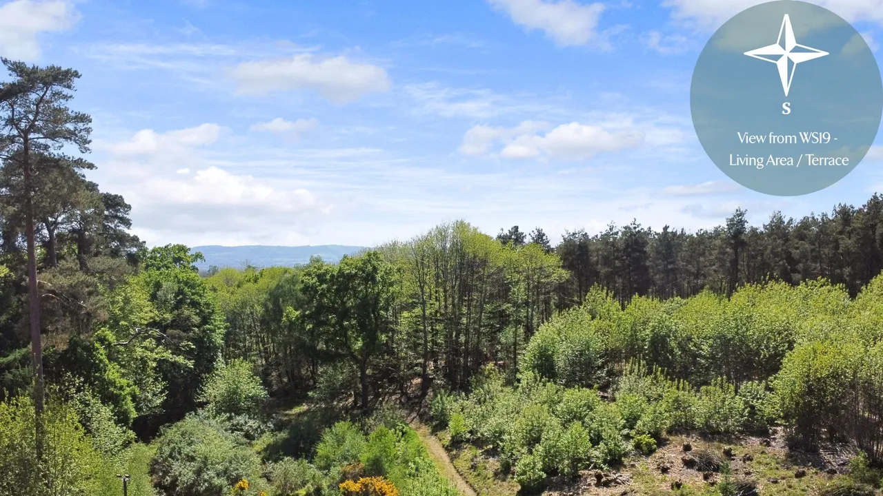 3 bed property for sale, Kings Drive, Midhurst, GU29