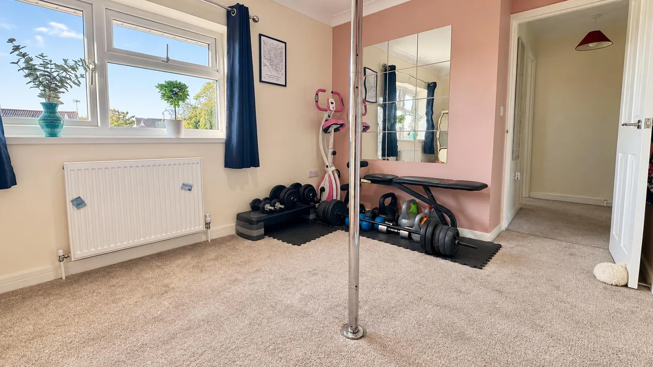 Elborough Avenue, Bristol, BS49, photo 11