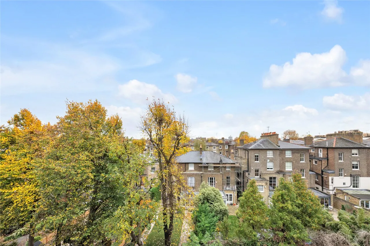 Belgrave Gardens, St John's Wood, London, NW8, photo 5