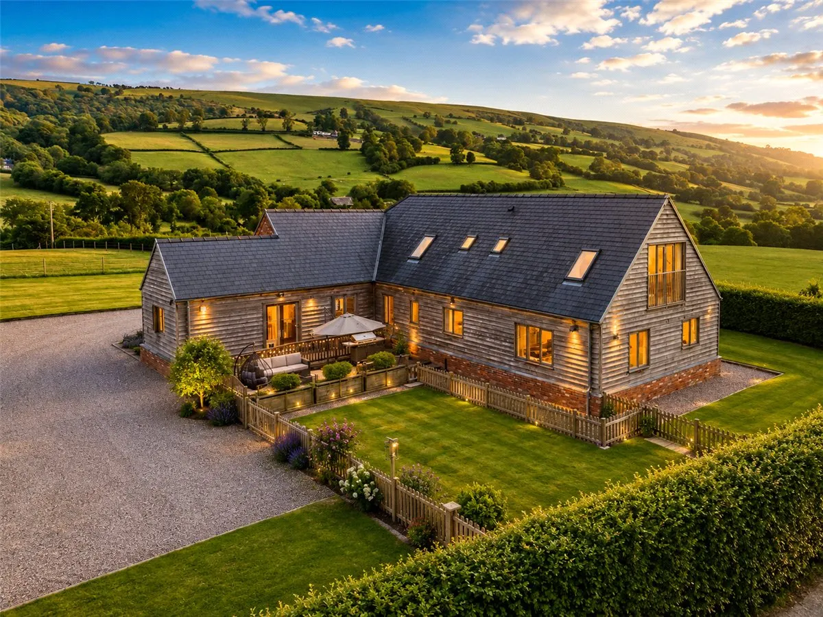 4 bed house for sale, Trewern, Welshpool, SY21