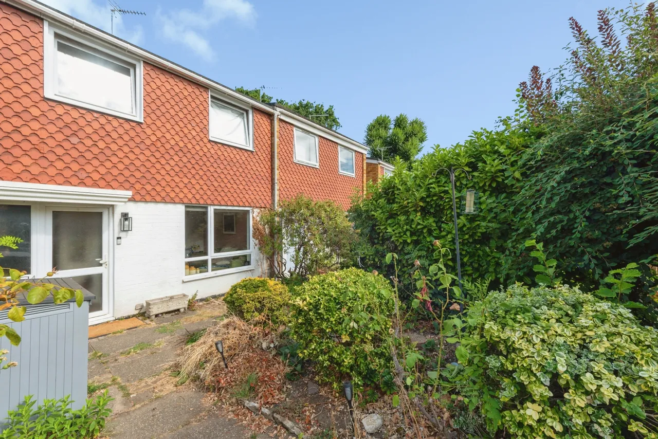 Campbell Close, TW2 5BZ, photo 14