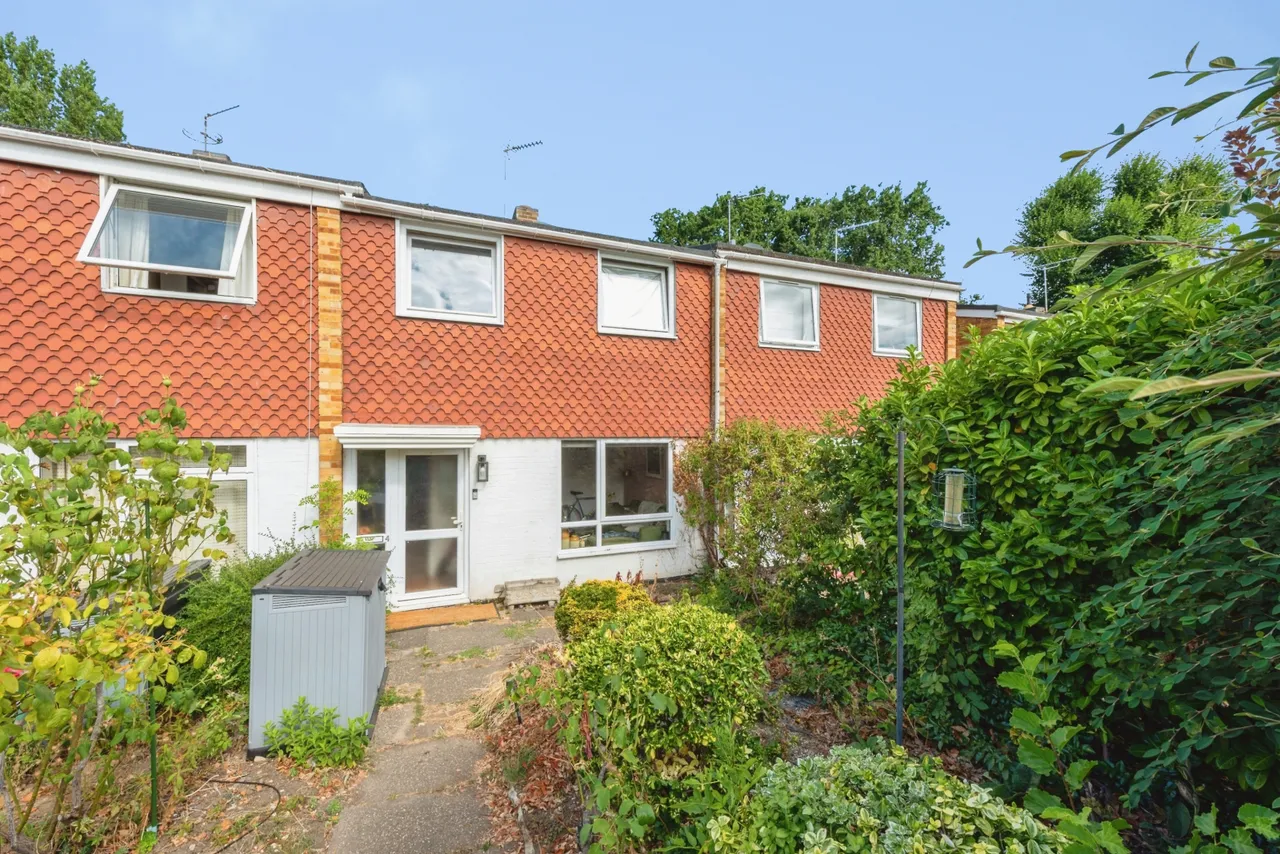 Campbell Close, TW2 5BZ, photo 12