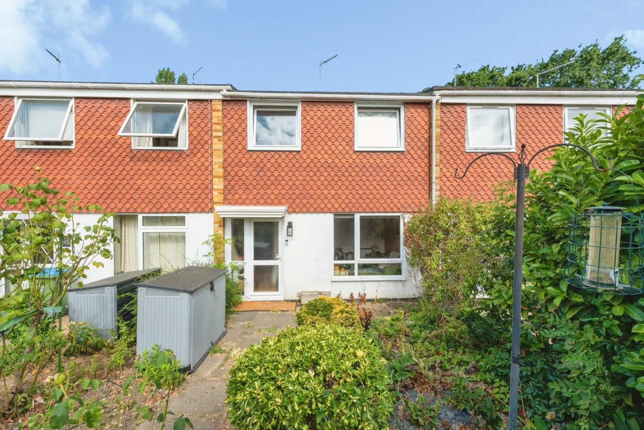 Campbell Close, TW2 5BZ, photo 13