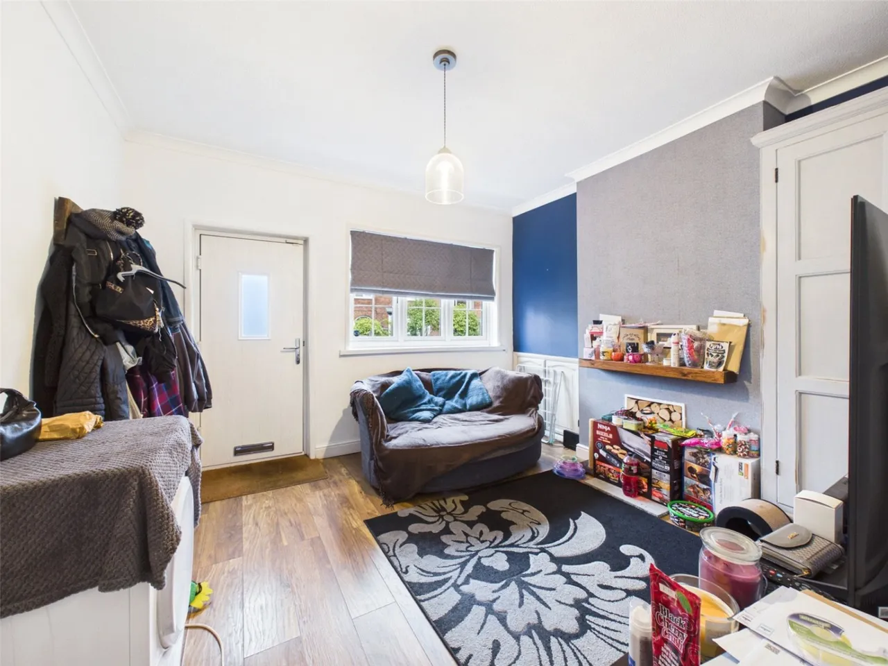 Queens Square, Eastwood, NG16, photo 5