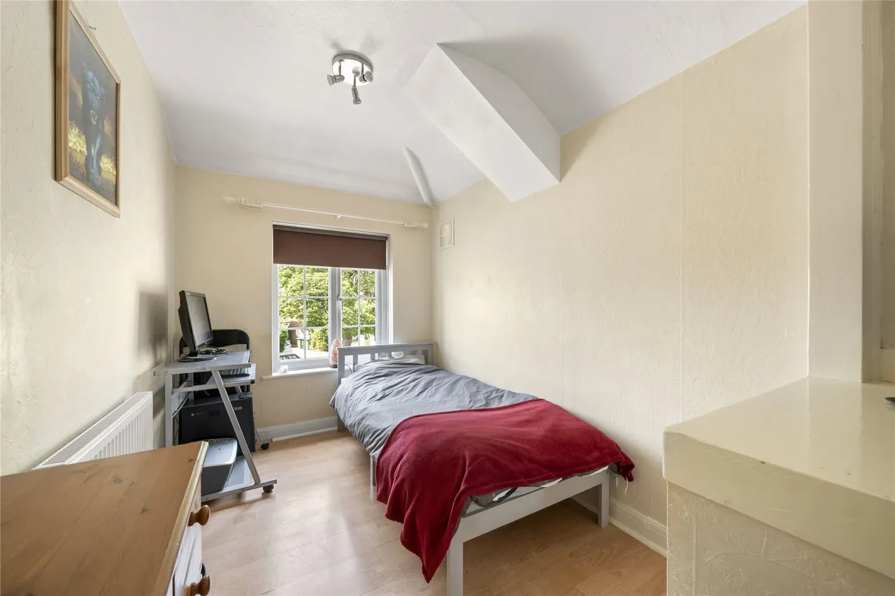 Molesey Park Avenue, West Molesey, Surrey, KT8, photo 9