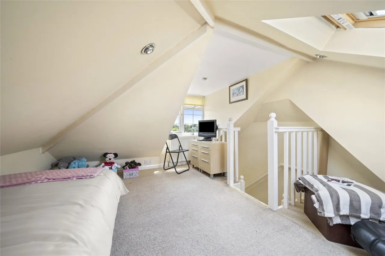 Molesey Park Avenue, West Molesey, Surrey, KT8, photo 10