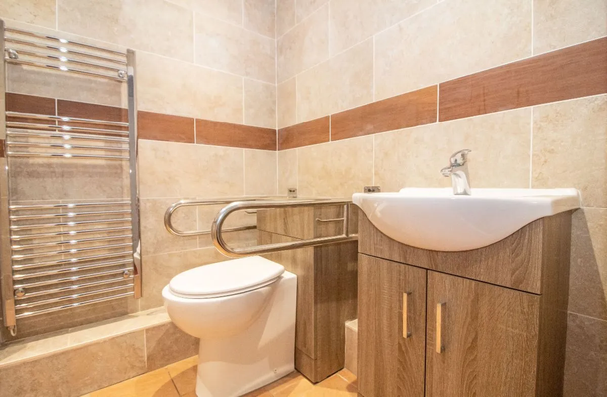 Hulbert Road, Waterlooville, PO7 7JZ, photo 13