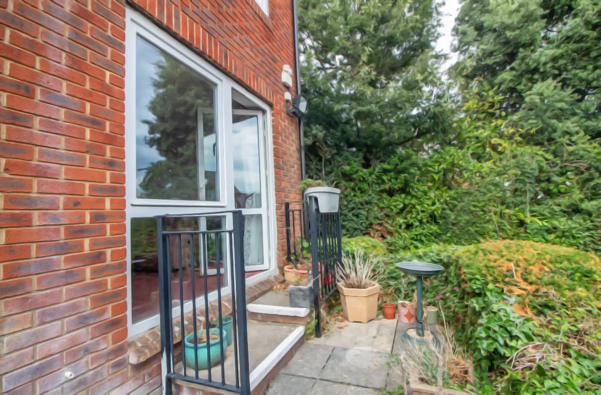 Hulbert Road, Waterlooville, PO7 7JZ, photo 8