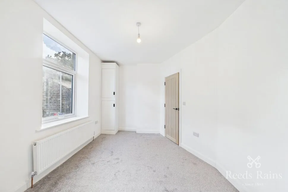 New Road, Mytholmroyd, HX7, photo 6