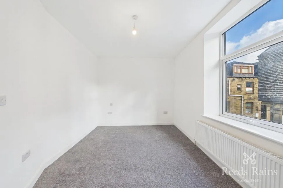 New Road, Mytholmroyd, HX7, photo 7