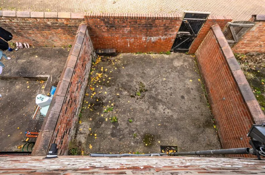 Dickenson Road, Manchester, M14, photo 14