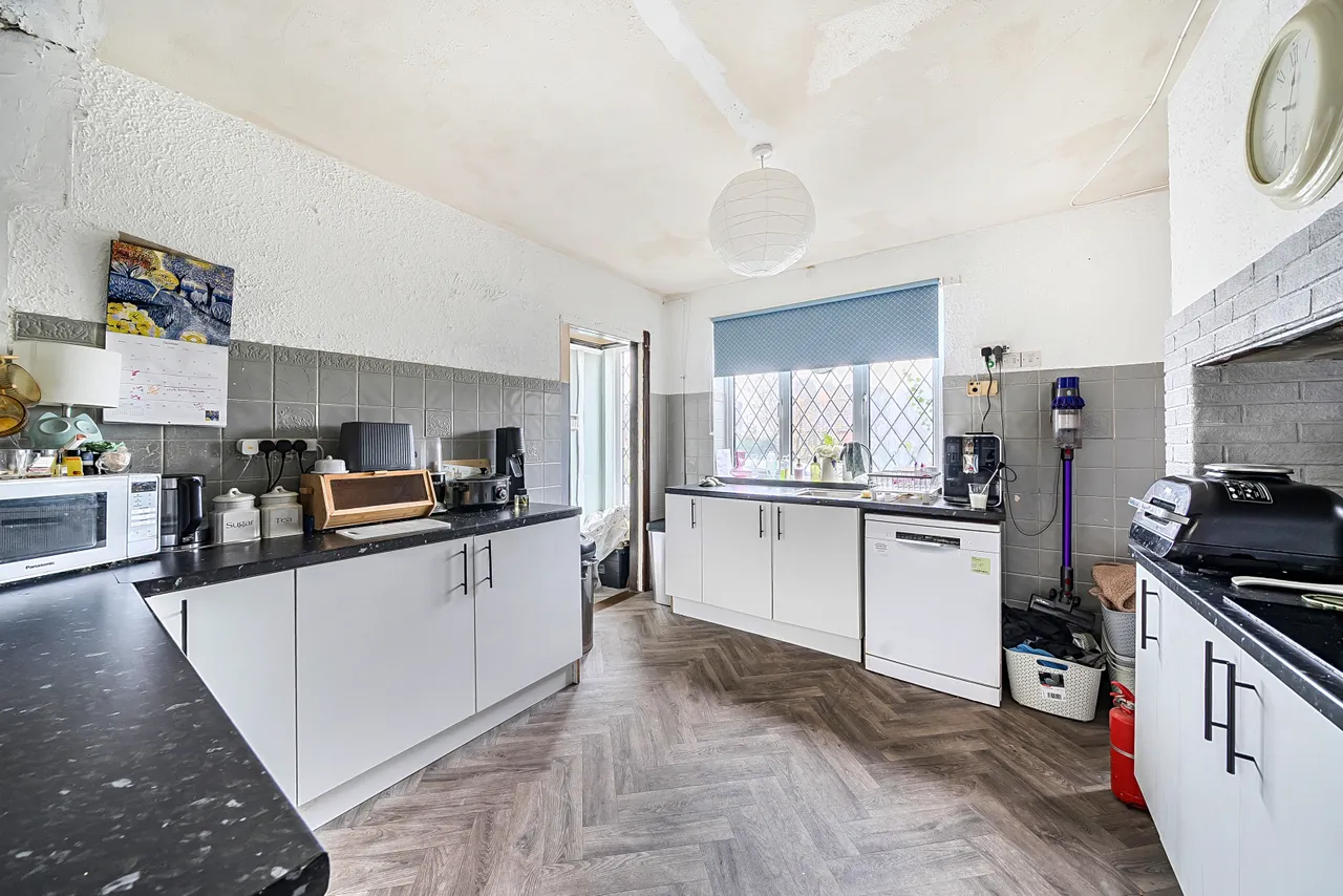 Ruden Way, Epsom, KT17, photo 5