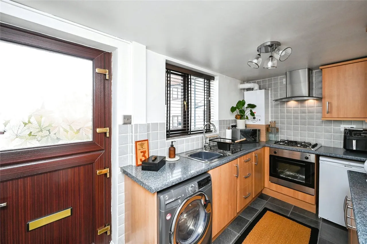 Cottage Close, Blidworth, Mansfield, Nottinghamshire, NG21, photo 5