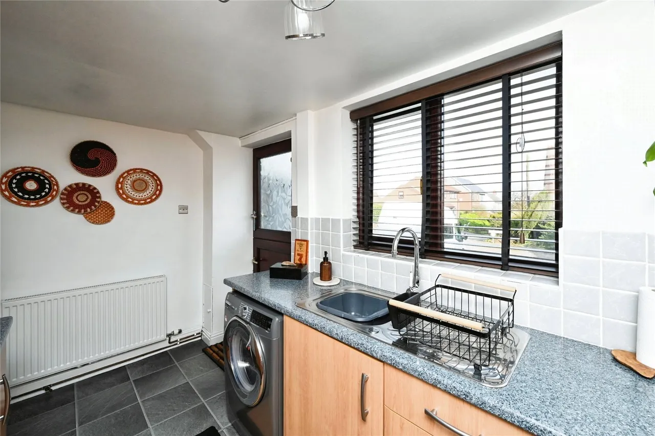 Cottage Close, Blidworth, Mansfield, Nottinghamshire, NG21, photo 9