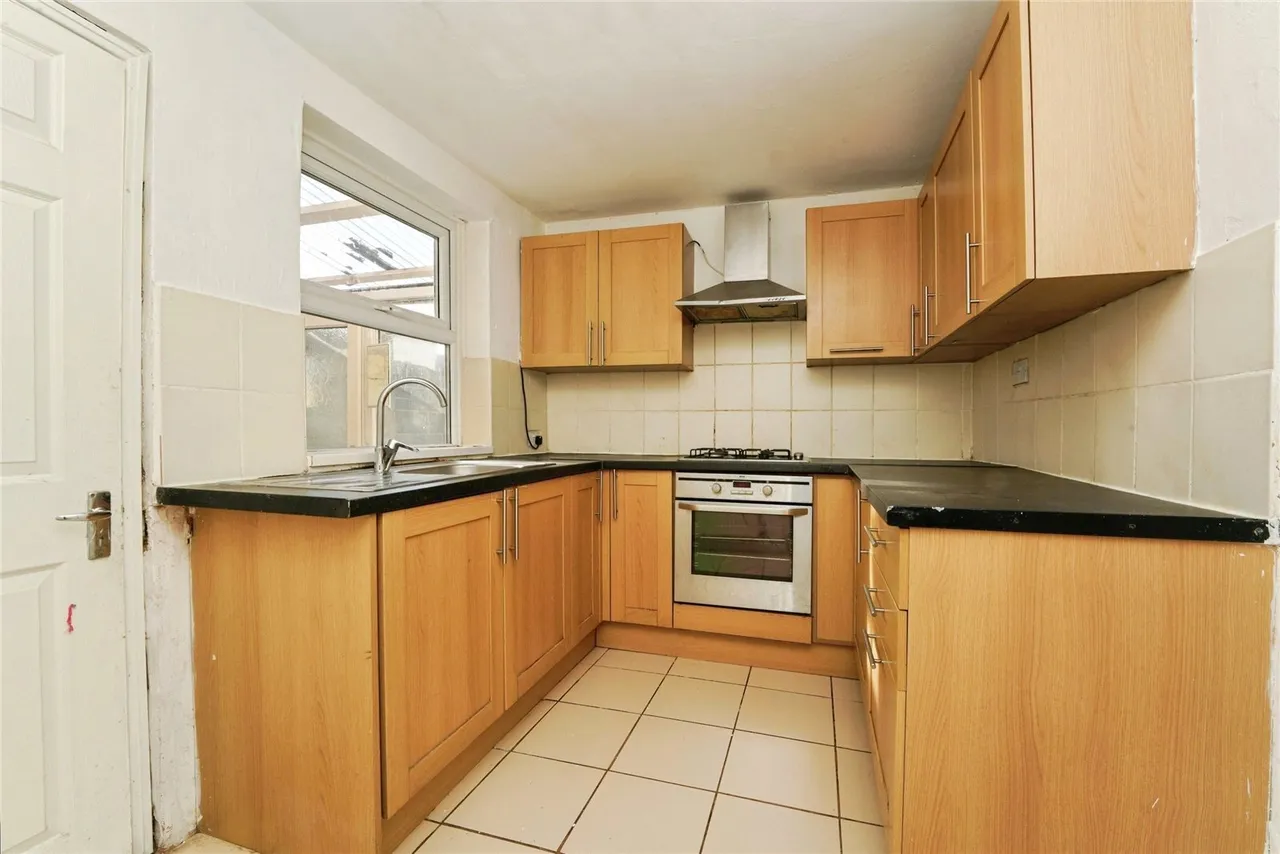 Widden Street, Gloucester, Gloucestershire, GL1, photo 2