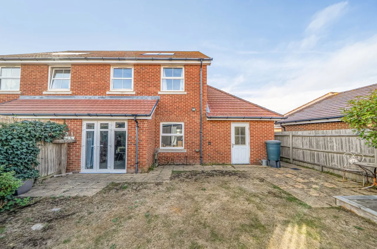 Beech Avenue, Bracklesham Bay, PO20, photo 23