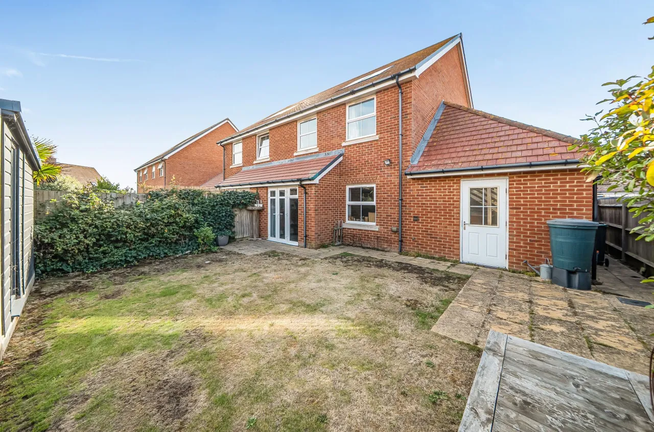 Beech Avenue, Bracklesham Bay, PO20, photo 4
