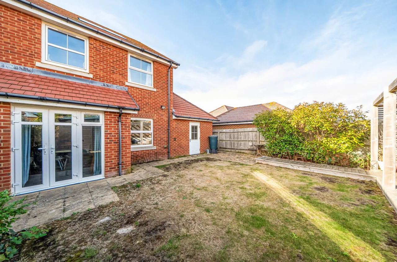 Beech Avenue, Bracklesham Bay, PO20, photo 21