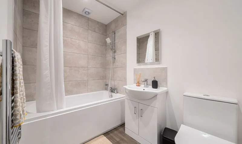 Chase Road, Epsom, KT19, photo 13