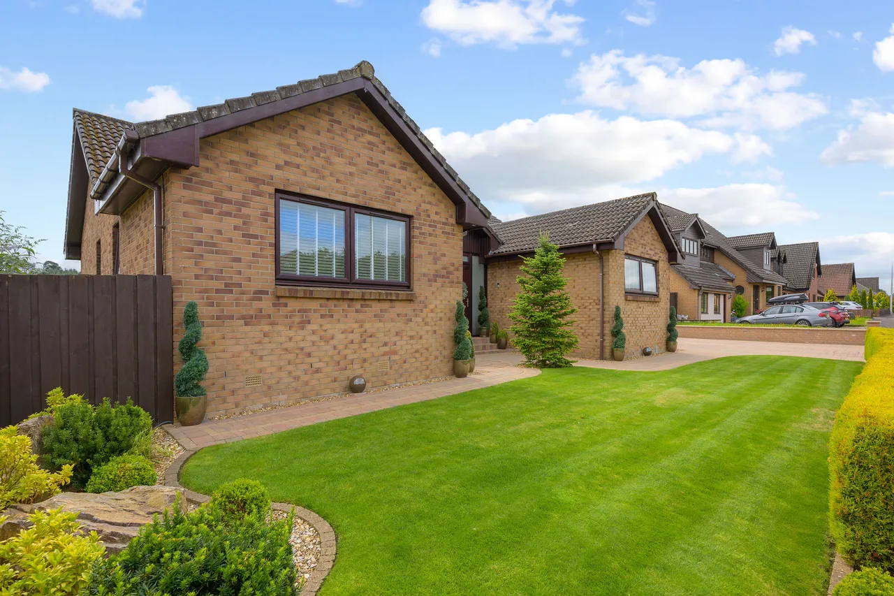 Abbots Moss Drive, Falkirk, FK1 5UA, photo 2