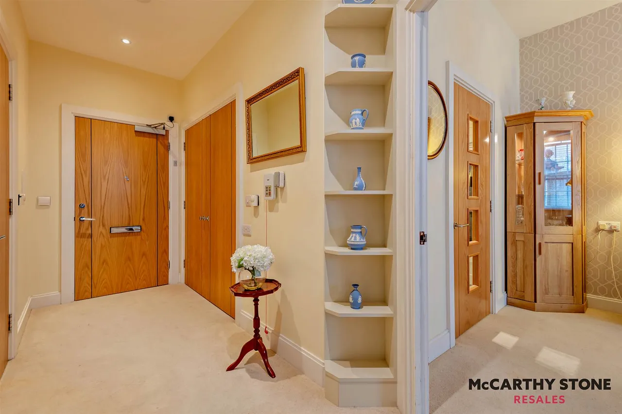 Bowes Lyon Place, Poundbury, DT1, photo 7