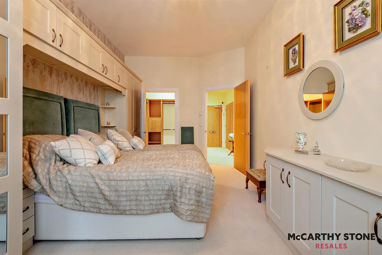 Bowes Lyon Place, Poundbury, DT1, photo 9