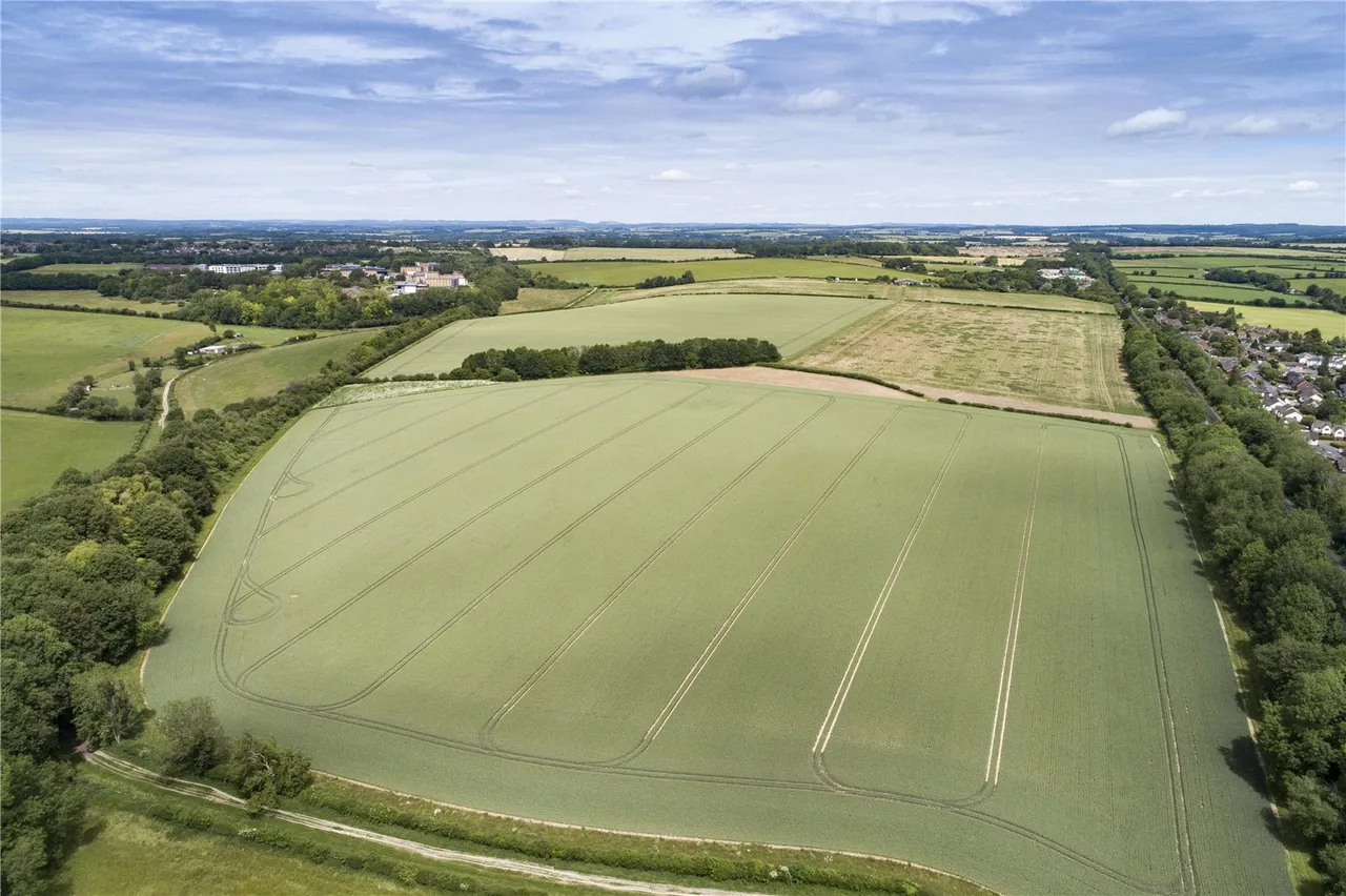land for sale — Land At Hookpit Farm, Kings Worthy, Winchester, Hampshire, SO21 2RR