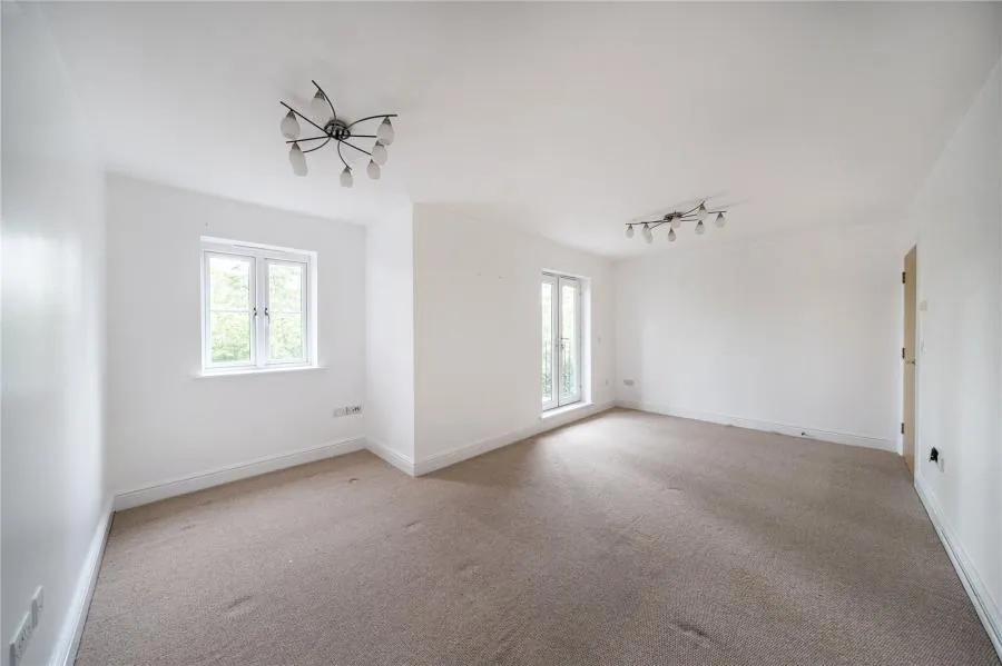 Freer Crescent, High Wycombe, HP13, photo 3