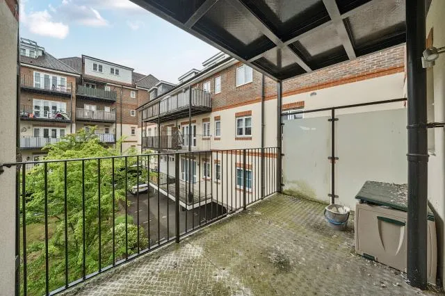 Freer Crescent, High Wycombe, HP13, photo 4