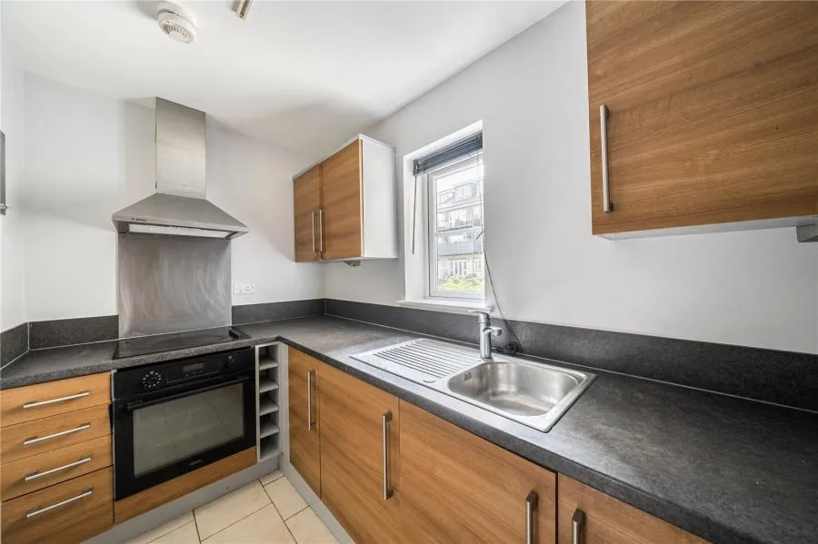Freer Crescent, High Wycombe, HP13, photo 2