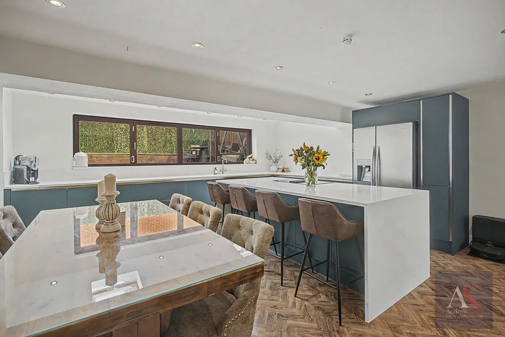 Foxglove Court Shawclough, Rochdale OL12 6XF, photo 8