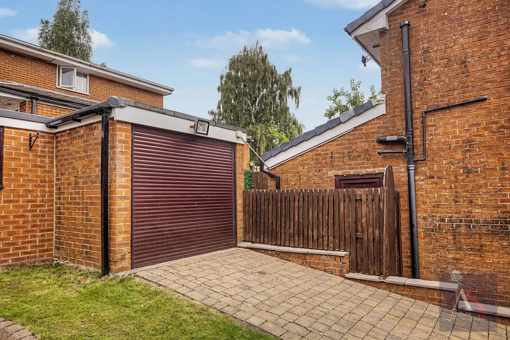 Foxglove Court Shawclough, Rochdale OL12 6XF, photo 26