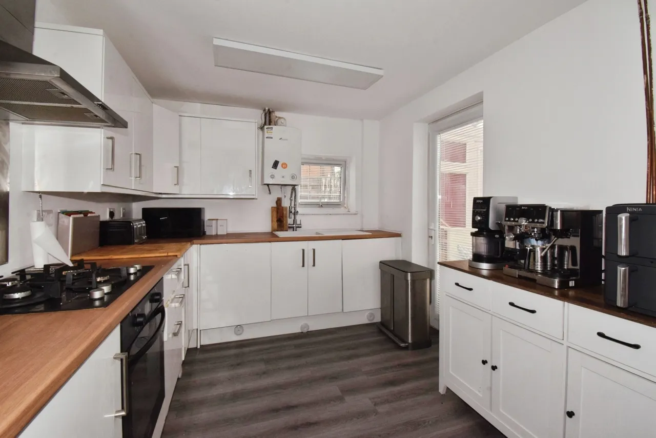 Barn Close, Wigston, LE18, photo 2