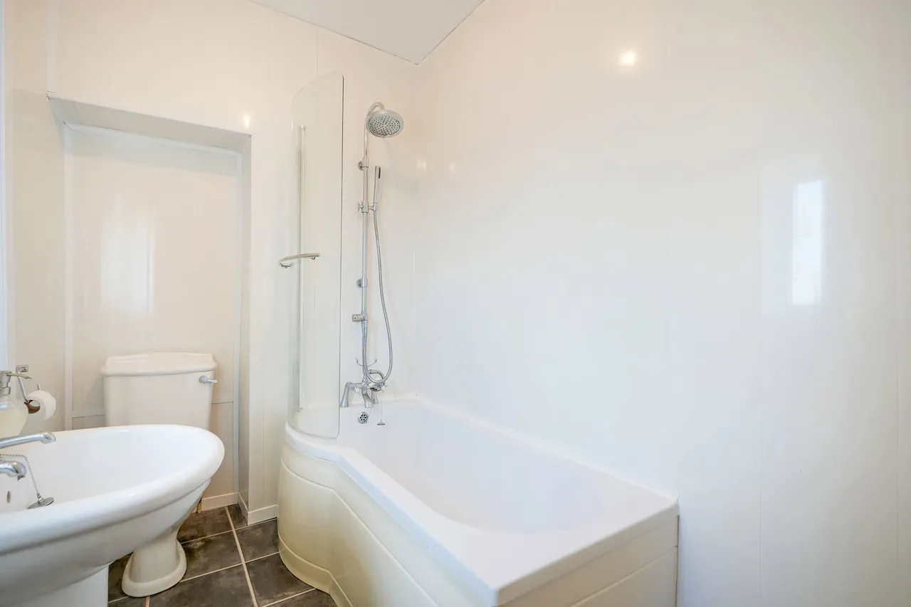 Bell Hagg Road, Sheffield, S6, photo 16