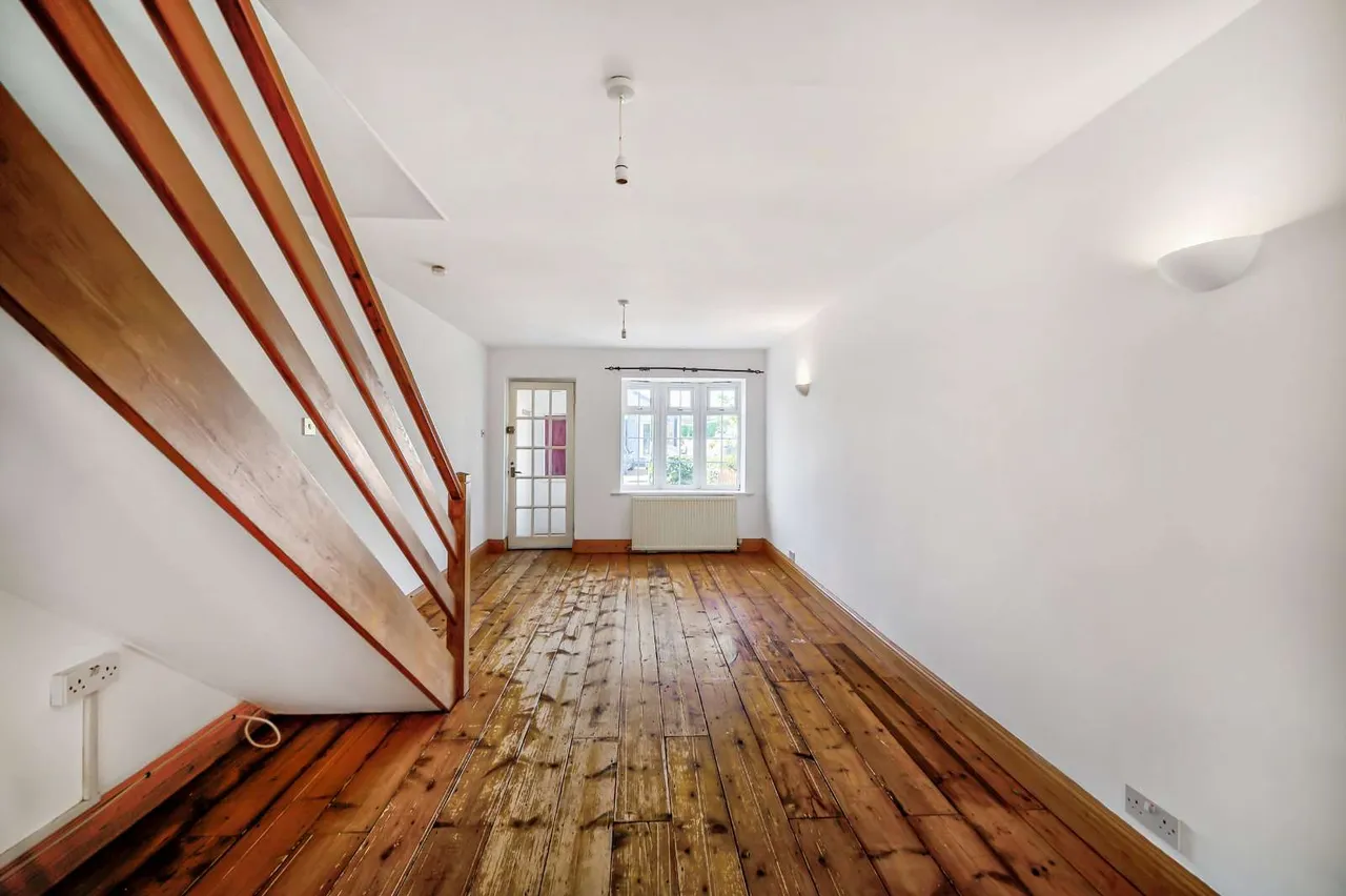 Windmill Road, Hampton Hill, Hampton, TW12 1RH, photo 6