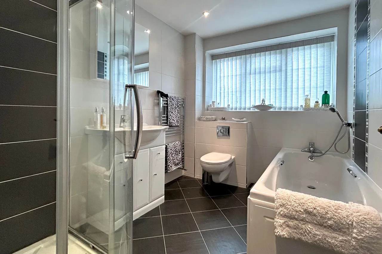 The Mews, Cheadle, photo 4